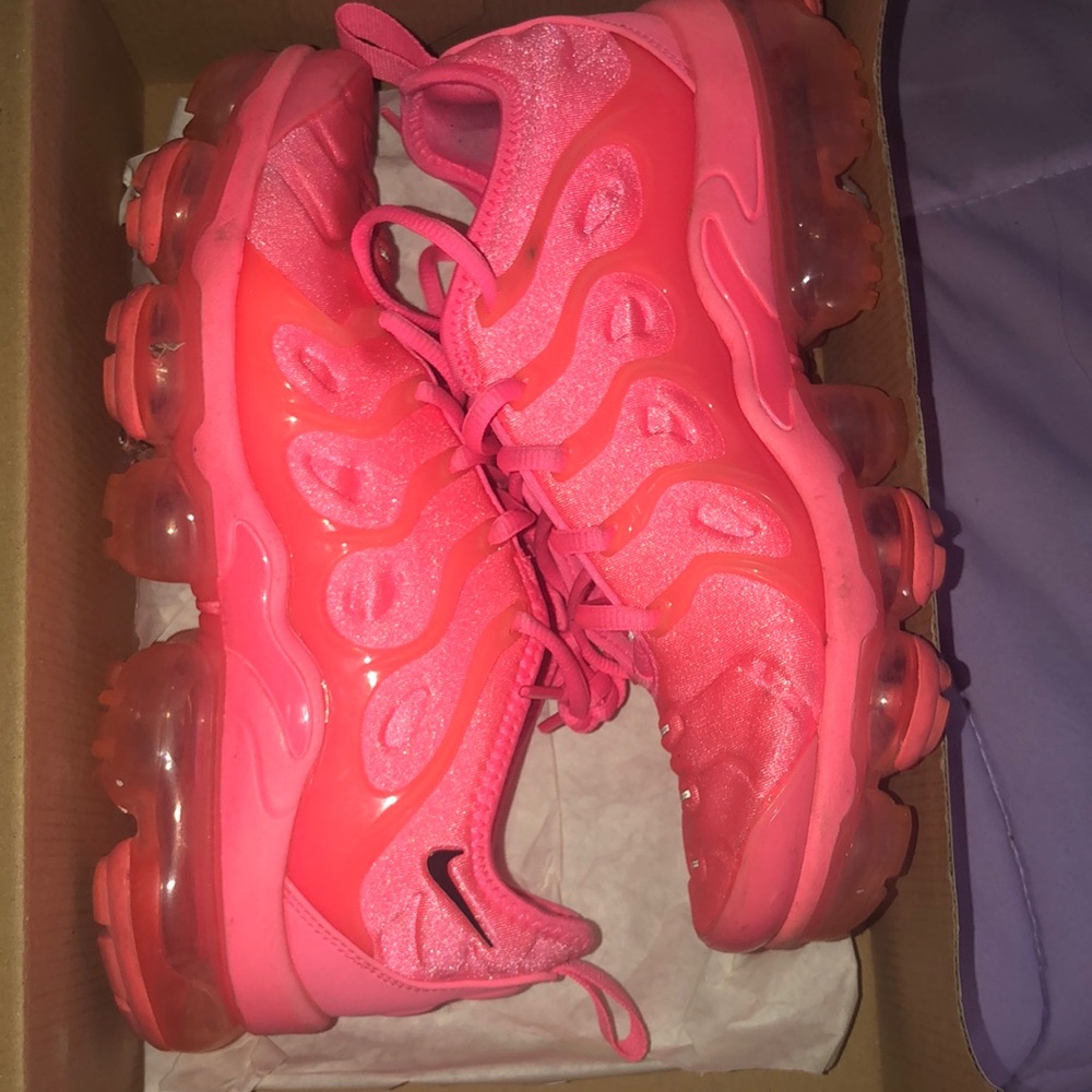Cotton candy pink Air max plus